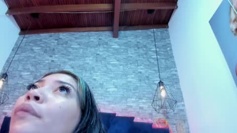 Sophia  online show from April 10, 2026, 11:48 am