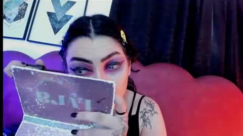 sophia hottie online show from July 24, 2026, 4:49 pm