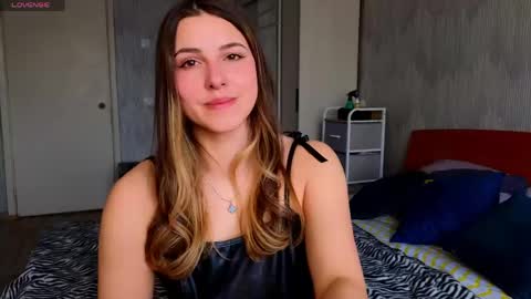 Snapshot of sophia_euphoria chatting on April 14, 2026, 8:53 am Sophia online show from April 14, 2026, 8:53 am