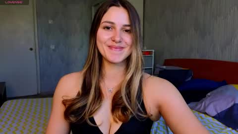 Snapshot of sophia_euphoria chatting on May 11, 2026, 11:16 am Sophia online show from May 11, 2026, 11:16 am
