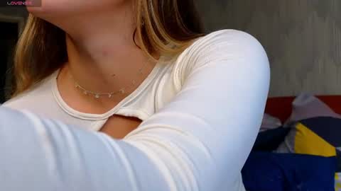 Snapshot of sophia_euphoria chatting on June 29, 2026, 10:15 am Sophia online show from June 29, 2026, 10:15 am