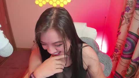 sophia_grants online show from February 9, 2025, 7:16 am