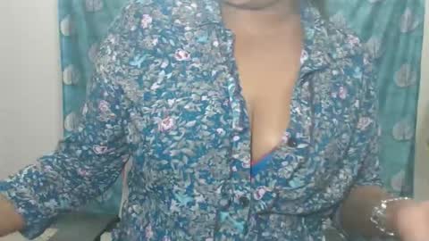 Sophia Tamil online show from May 17, 2026, 5:16 am