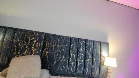 Snapshot of sophia_lemos chatting on September 15, 2025, 1:33 pm Sofia online show from September 15, 2025, 1:33 pm