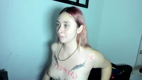 Snapshot of sophia_luxxx chatting on June 14, 2026, 3:41 am sophia_luxxx online show from June 14, 2026, 3:41 am