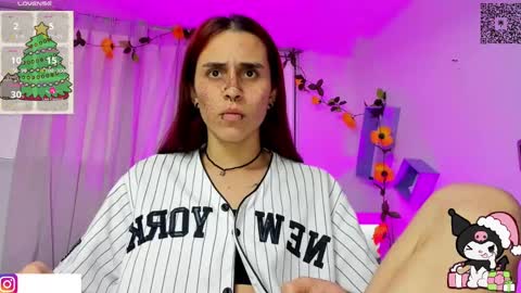 Snapshot of sophia_milano chatting on December 5, 2024, 11:05 am sophia_milano online show from December 5, 2024, 11:05 am