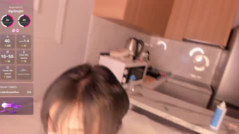 QUEEN OF SQUIRT online show from February 8, 2025, 1:11 pm