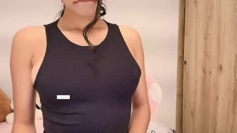 Snapshot of sophia_storn chatting on April 18, 2026, 2:04 am Sophia Storm online show from April 18, 2026, 2:04 am