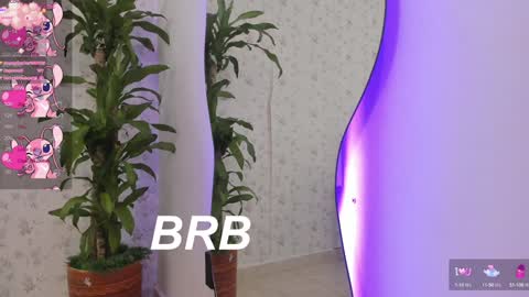 Snapshot of sophia_walkett chatting on January 27, 2025, 7:35 pm Michelle online show from January 27, 2025, 7:35 pm