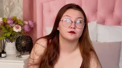 Snapshot of sophiaabelle chatting on July 20, 2026, 5:00 am SophiaBelle online show from July 20, 2026, 5:00 am