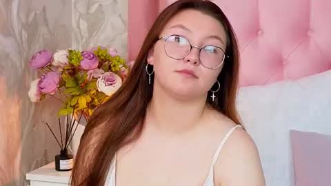 Snapshot of sophiaabelle chatting on July 21, 2026, 3:53 am SophiaBelle online show from July 21, 2026, 3:53 am