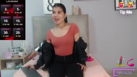 Sophia Bedford online show from June 25, 2026, 3:49 pm