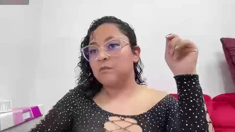 Snapshot of sophiaburton chatting on September 16, 2025, 8:10 pm sophiaburton online show from September 16, 2025, 8:10 pm