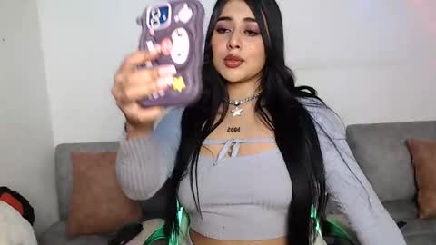 sophia online show from June 5, 2026, 2:18 am
