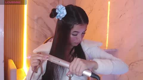 sophiadoll_tf online show from May 15, 2026, 8:49 pm