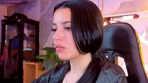 sophiadoll_tf online show from June 8, 2026, 1:00 pm