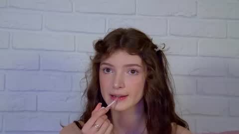 SophiaProve online show from July 5, 2026, 4:03 pm