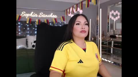 Snapshot of sophiasanchezxxx chatting on June 18, 2026, 2:01 am sophiasanchezxxx online show from June 18, 2026, 2:01 am