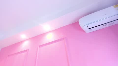 SOPHIA online show from March 3, 2025, 7:17 pm