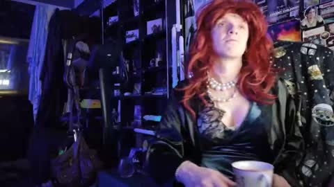Sophie Satin1980 online show from May 18, 2026, 10:59 pm