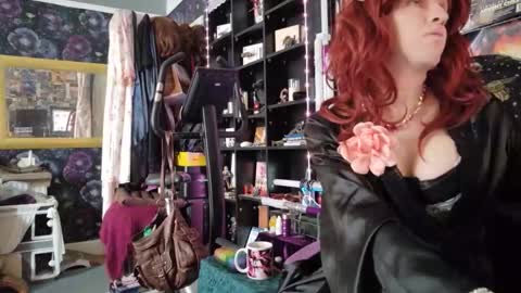 Sophie Satin1980 online show from May 21, 2026, 1:51 pm