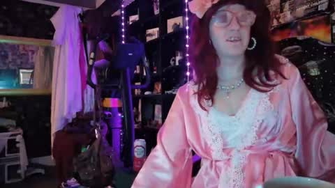 Sophie Satin1980 online show from May 23, 2026, 11:09 pm