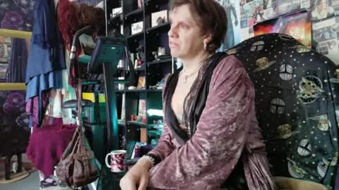 Sophie Satin1980 online show from June 17, 2026, 11:12 am
