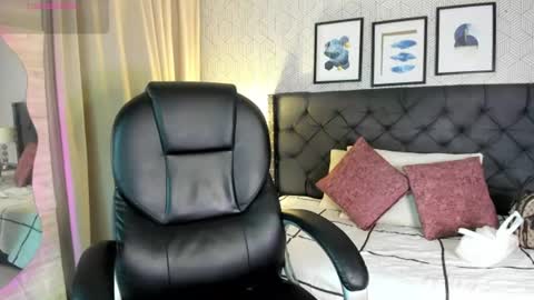sophie__blare online show from June 17, 2026, 7:15 pm