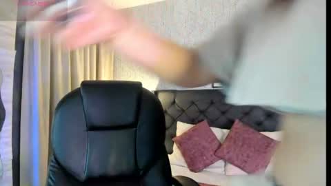 sophie__blare online show from June 23, 2026, 7:01 pm