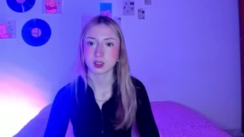 Sophie online show from March 20, 2026, 8:08 am