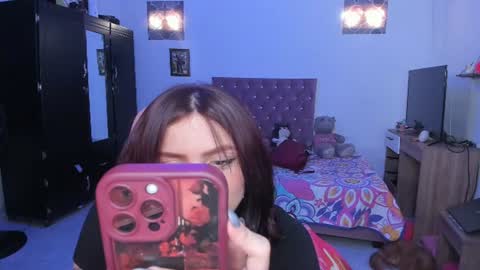 sophie doll online show from June 28, 2026, 9:43 pm