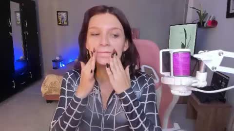 sophie doll online show from July 18, 2026, 5:39 pm