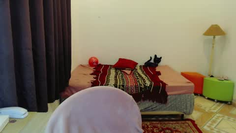 Snapshot of sophie_fantasy_hot chatting on April 24, 2026, 9:17 pm Sophie Fantasys online show from April 24, 2026, 9:17 pm