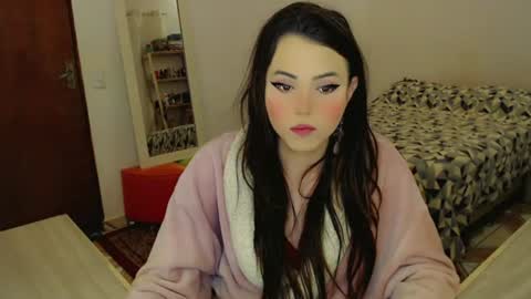 Sophie Fantasys online show from June 15, 2026, 3:25 pm