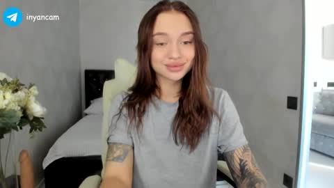 Sonya  online show from March 11, 2025, 5:27 am