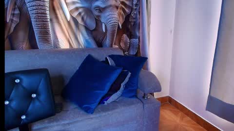 Snapshot of sophie_janner chatting on January 9, 2026, 8:21 pm SOPHIE JANNER online show from January 9, 2026, 8:21 pm