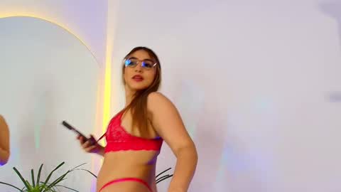 Snapshot of sophie_janner chatting on February 12, 2026, 6:58 pm SOPHIE JANNER online show from February 12, 2026, 6:58 pm