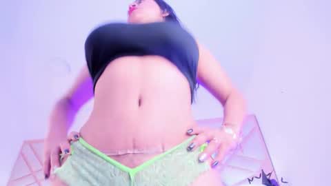 sophie_newton online show from November 15, 2025, 12:34 pm