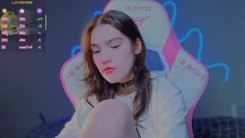 Snapshot of sophie_nomenal_ chatting on May 15, 2026, 10:50 pm sophie_nomenal_ online show from May 15, 2026, 10:50 pm