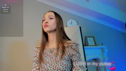 Snapshot of sophie_rocks chatting on May 2, 2026, 9:25 am Sophie online show from May 2, 2026, 9:25 am