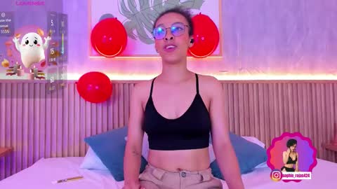 sophie_rojas online show from October 24, 2025, 3:36 am