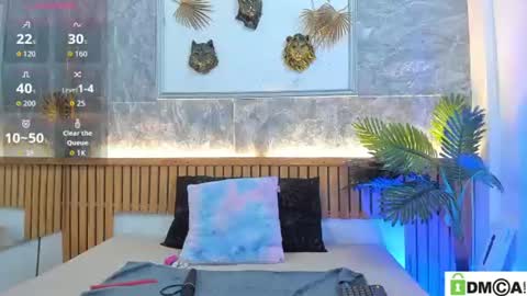 Sophie Sweet online show from July 17, 2026, 2:07 am