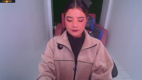 Sofia online show from January 17, 2025, 2:39 am