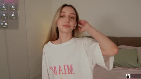 sophiebelll online show from June 5, 2026, 11:05 am
