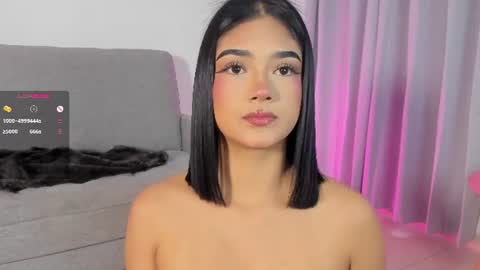 sophie  online show from July 28, 2026, 7:39 pm