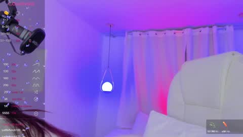   Sophie  IG sophiecherry es   online show from January 4, 2025, 12:37 am