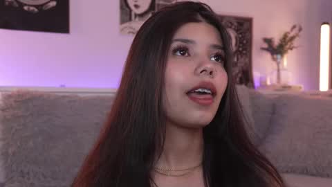 Snapshot of sophiee_art chatting on September 23, 2025, 7:50 pm Sophiee online show from September 23, 2025, 7:50 pm