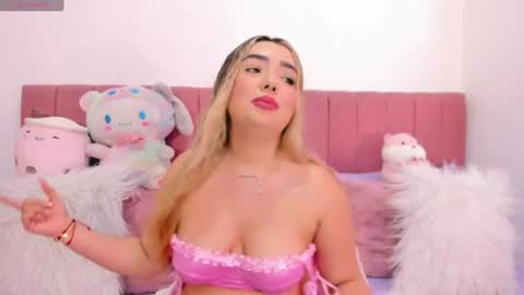 sophiee rosee online show from June 12, 2026, 4:06 pm
