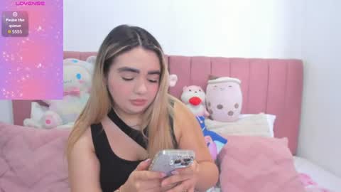 sophiee rosee online show from July 26, 2026, 8:49 pm