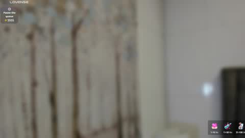 Sophie  online show from February 1, 2025, 10:26 am